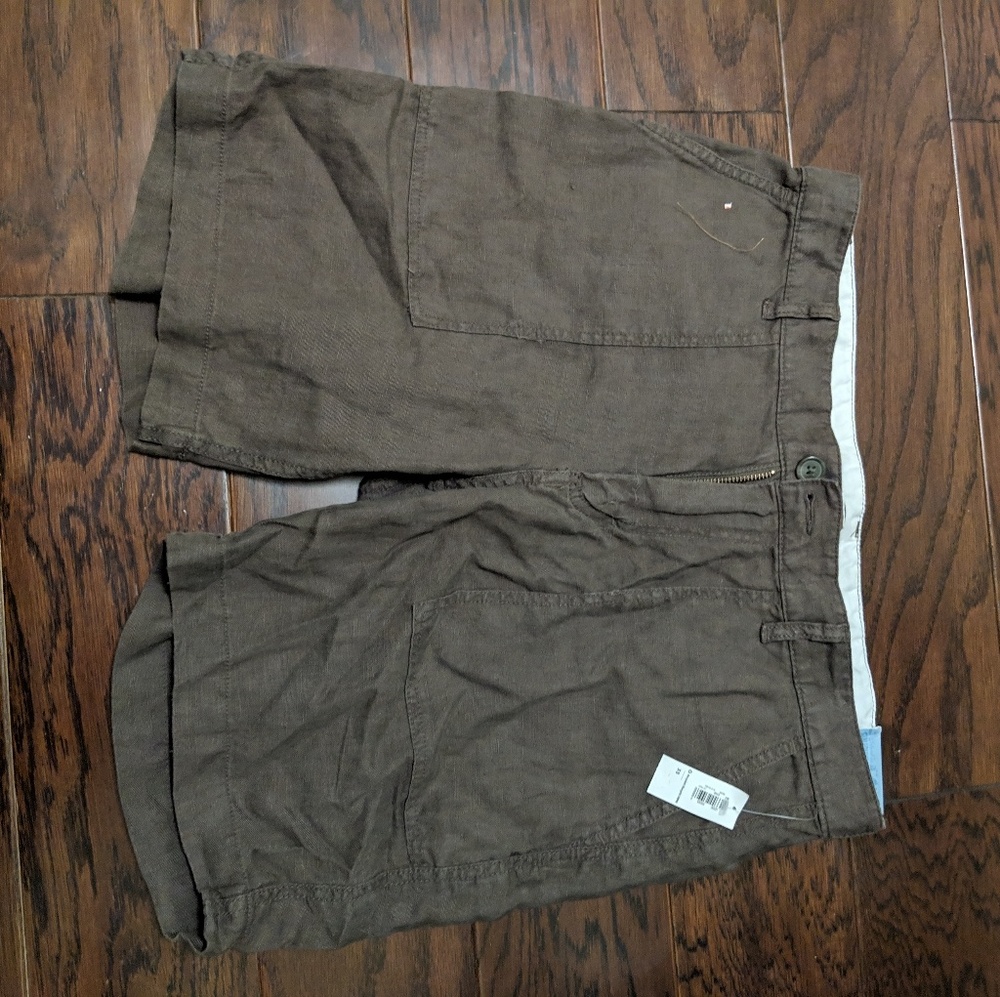 Old Navy above knee linen shorts